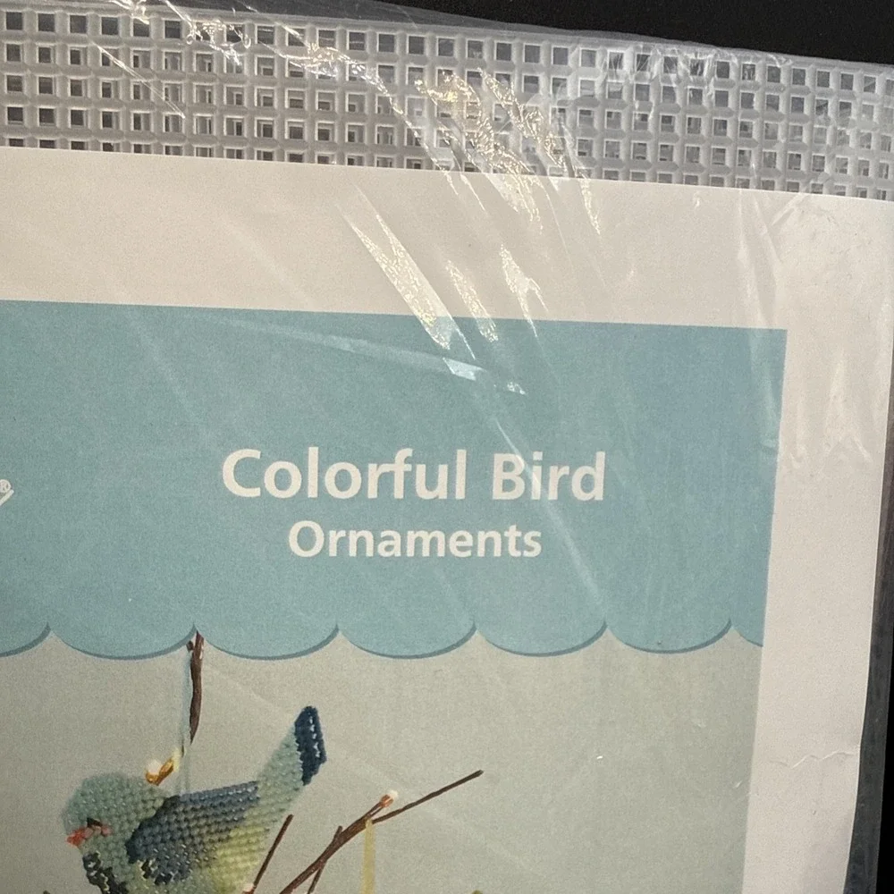 Herrschners Plastic Canvas Kit Bird Ornaments Set Of 12 New